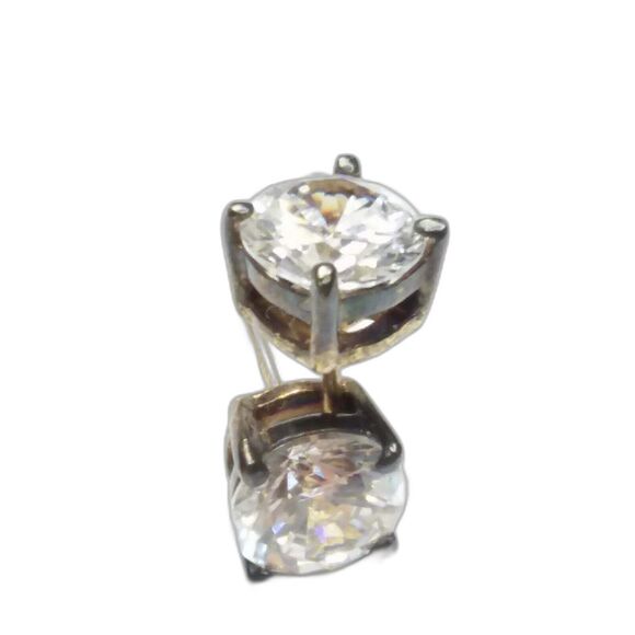 CAROLEE silver CZ stud earrings norm core classic capsule modest clear elegant - Picture 2 of 6